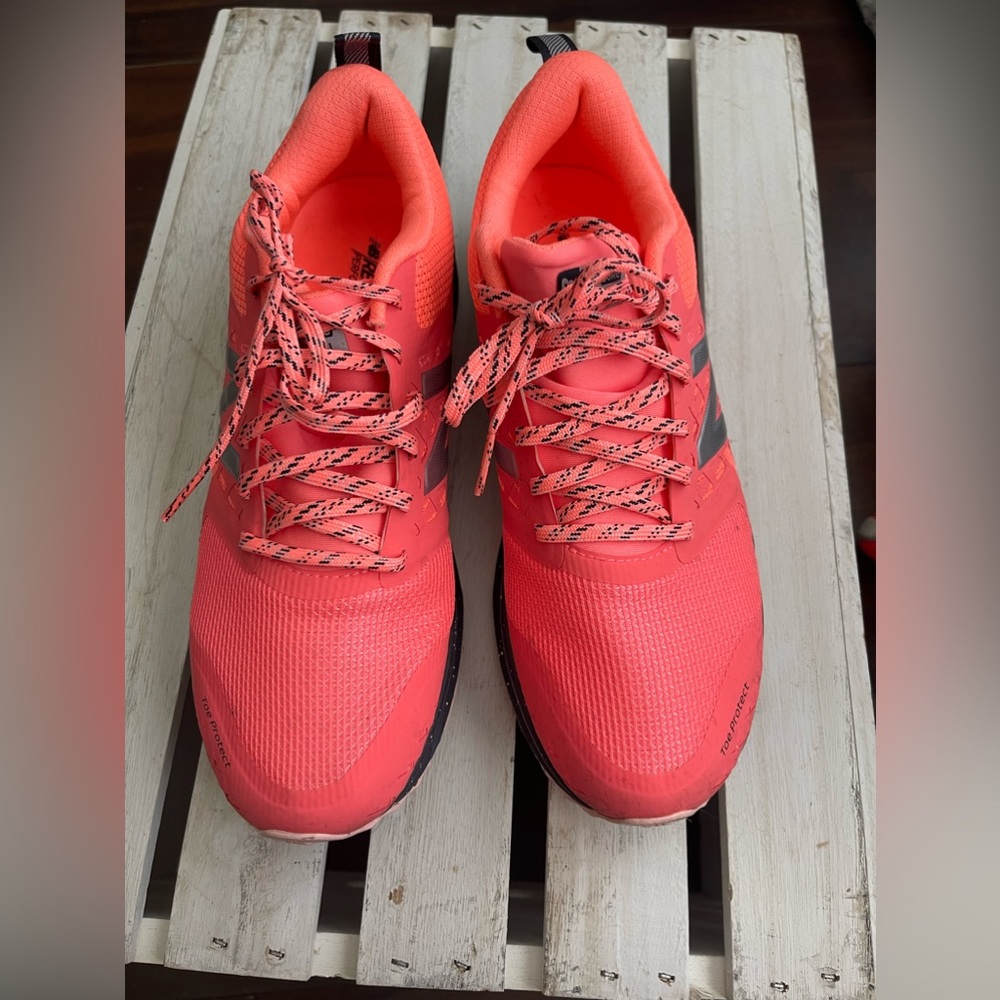 New balance response 2.0 performance. Size 8.5 running shoes